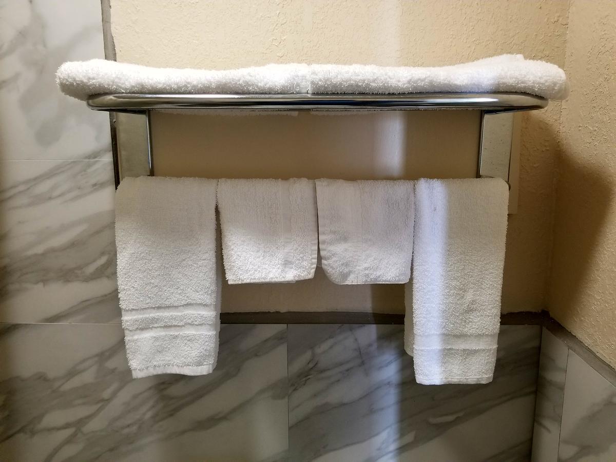 Executive Inn Pasadena Eksteriør billede