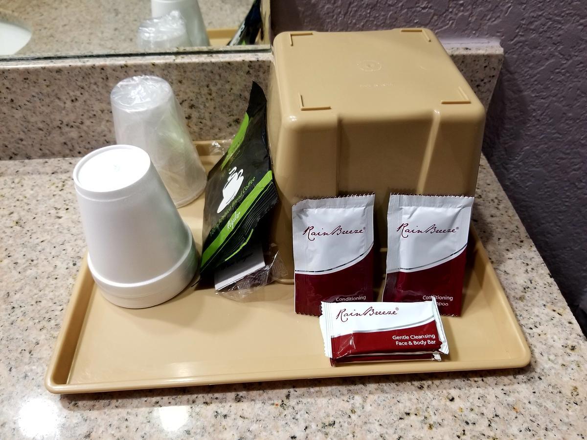 Executive Inn Pasadena Eksteriør billede