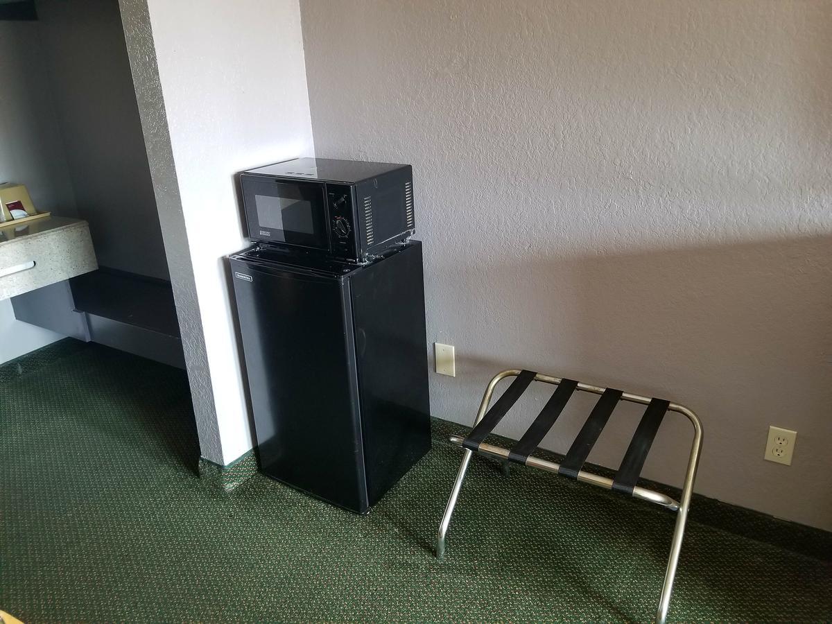Executive Inn Pasadena Eksteriør billede